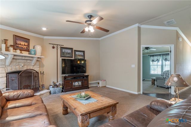 7429 HWY 142, Maxwell, TX 78656