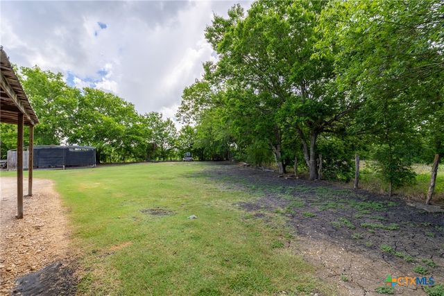 7429 HWY 142, Maxwell, TX 78656