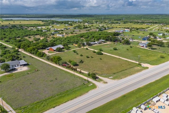 7429 HWY 142, Maxwell, TX 78656