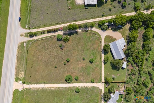 7429 HWY 142, Maxwell, TX 78656