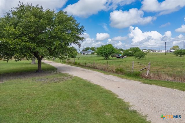7429 HWY 142, Maxwell, TX 78656