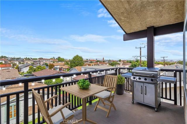 1066 W 11th 4, San Pedro, CA 90731