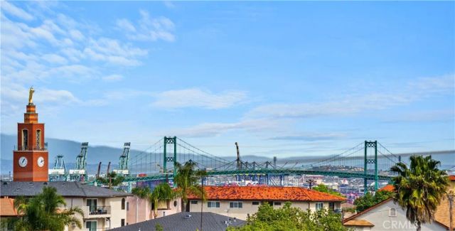 1066 W 11th 4, San Pedro, CA 90731