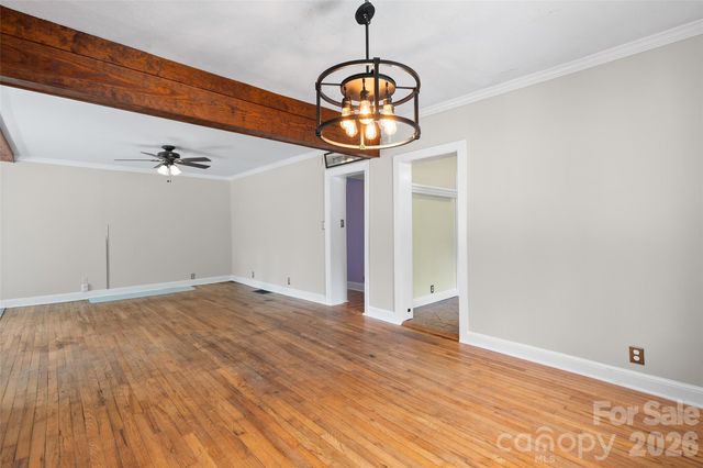 155 Michigan Avenue, Asheville, NC 28806