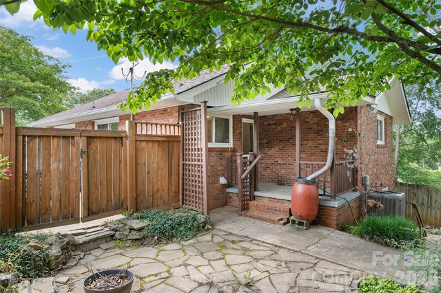 155 Michigan Avenue, Asheville, NC 28806