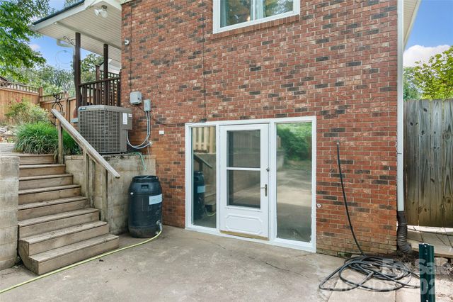 155 Michigan Avenue, Asheville, NC 28806