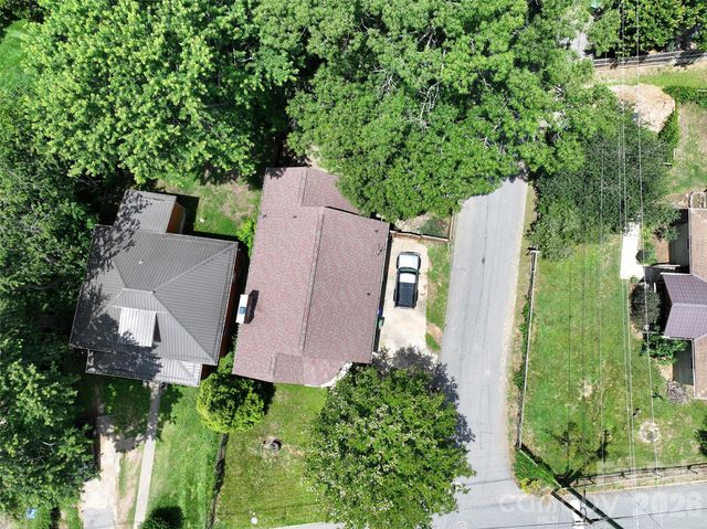 155 Michigan Avenue, Asheville, NC 28806