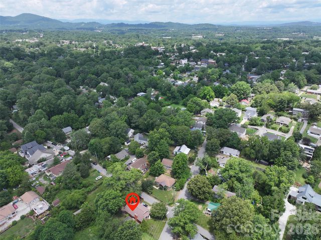 155 Michigan Avenue, Asheville, NC 28806