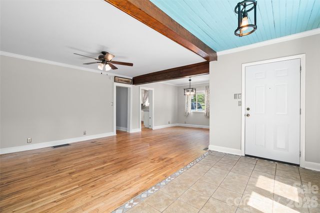 155 Michigan Avenue, Asheville, NC 28806