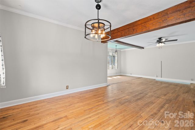 155 Michigan Avenue, Asheville, NC 28806