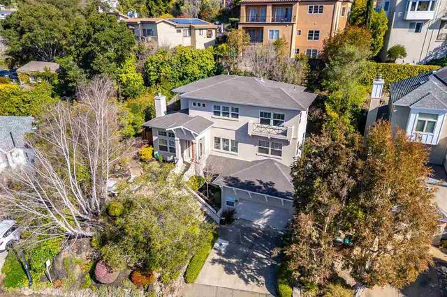 936 Mountain Blvd, Oakland, CA 94611