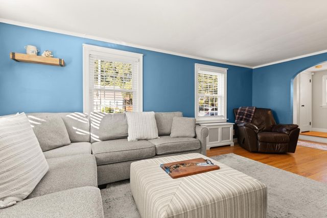 6 Longworth Rd, Worcester, MA 01602