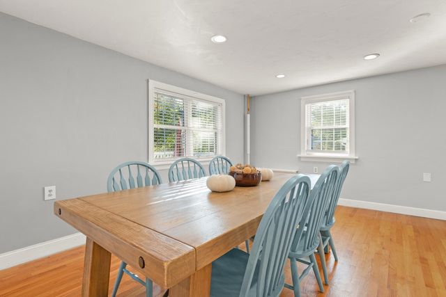 6 Longworth Rd, Worcester, MA 01602