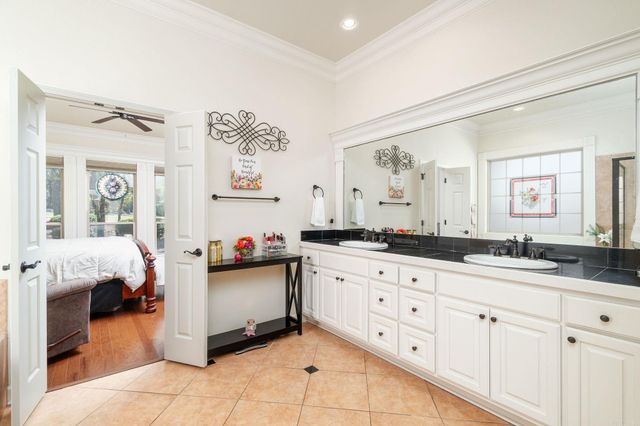 9 Jabali Way, Hot Springs Village, AR 71909