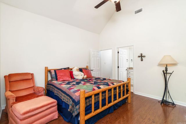 9 Jabali Way, Hot Springs Village, AR 71909