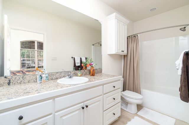 9 Jabali Way, Hot Springs Village, AR 71909