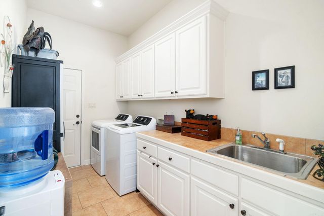 9 Jabali Way, Hot Springs Village, AR 71909