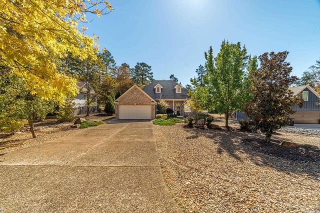 9 Jabali Way, Hot Springs Village, AR 71909