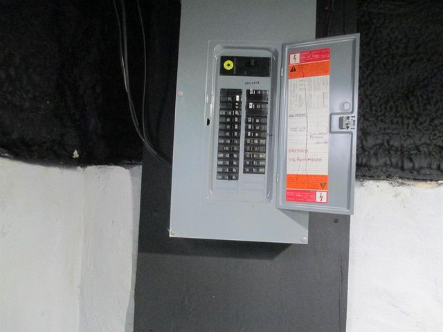 516 Elizabeth St Street, Baraboo, WI 53913