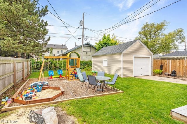818 Allison Avenue, Lorain, OH 44052