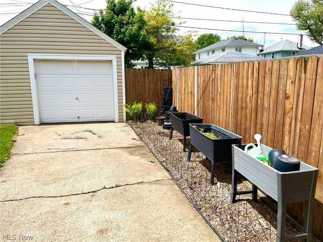 818 Allison Avenue, Lorain, OH 44052
