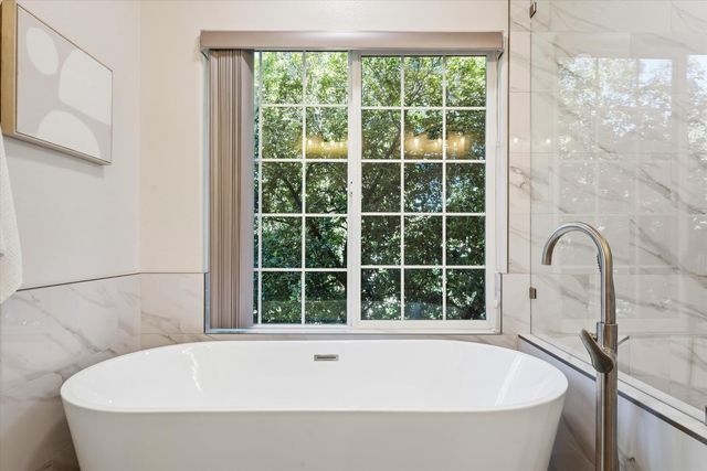 8347 Twin Rocks Rd, Granite Bay, CA 95746