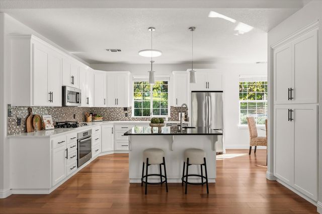 8347 Twin Rocks Rd, Granite Bay, CA 95746