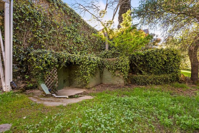 8347 Twin Rocks Rd, Granite Bay, CA 95746