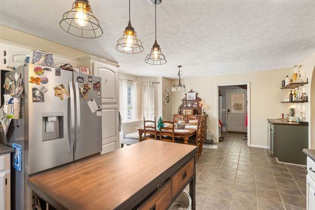 187 N Old Military Rd, Summertown, TN 38483