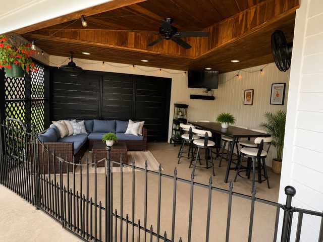 187 N Old Military Rd, Summertown, TN 38483