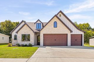 4521 VECCHI LN, Columbia, MO 65203