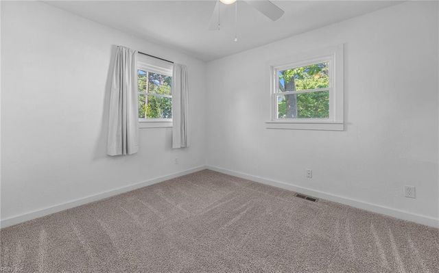 5556 Shadowwood DR, Virginia Beach, VA 23455
