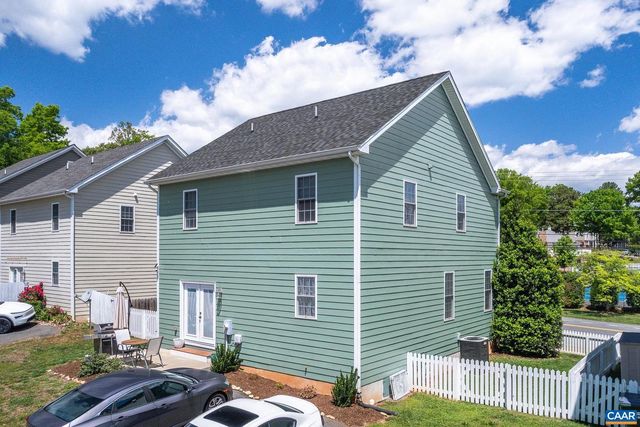 743 COUNTRY GREEN RD, Charlottesville, VA 22903