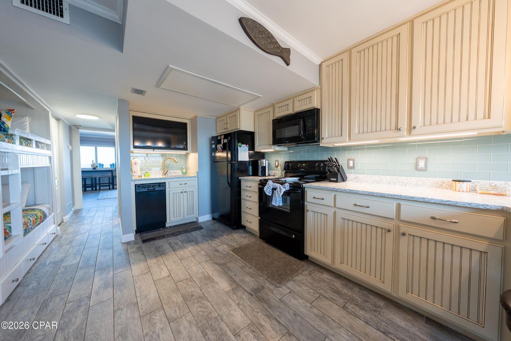 Image 21 of property listing at 23223 Front Beach Road 937, Panama City Beach, FL 32413