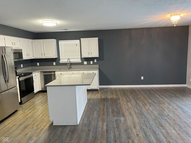 15313 Wandering Way, Noblesville, IN 46060