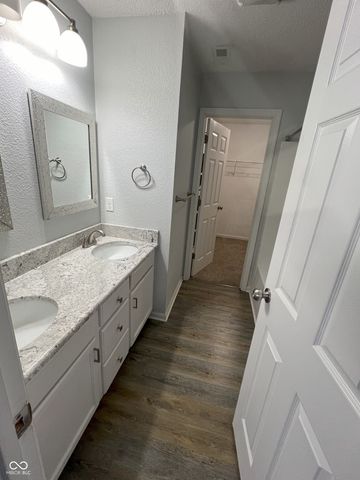 15313 Wandering Way, Noblesville, IN 46060