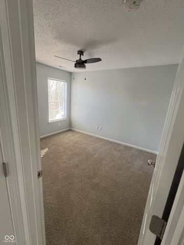 15313 Wandering Way, Noblesville, IN 46060