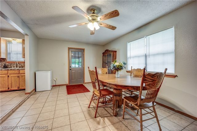 2221 Zion Road, Van Buren, AR 72956