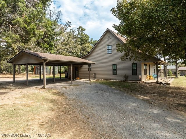 2221 Zion Road, Van Buren, AR 72956
