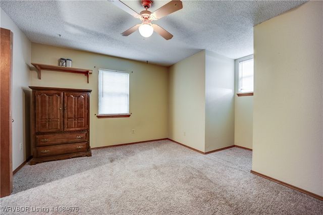 2221 Zion Road, Van Buren, AR 72956