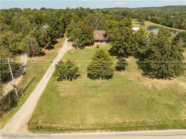 2221 Zion Road, Van Buren, AR 72956