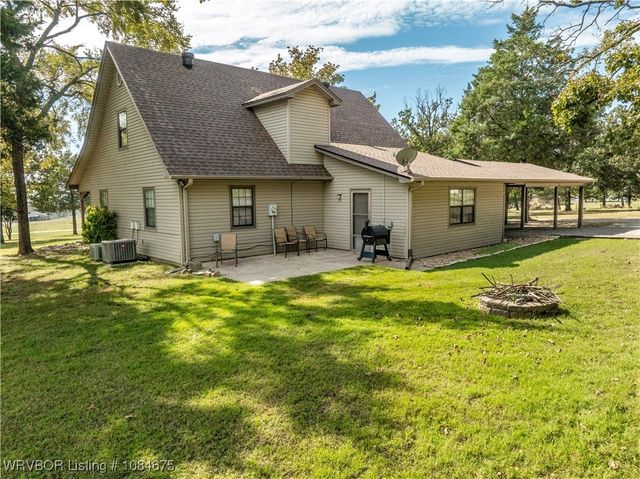 2221 Zion Road, Van Buren, AR 72956