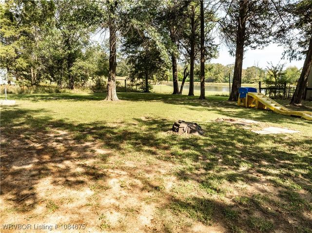 2221 Zion Road, Van Buren, AR 72956