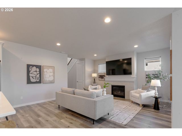 17252 Sw WAPATO ISLAND Dr, Sherwood, OR 97140