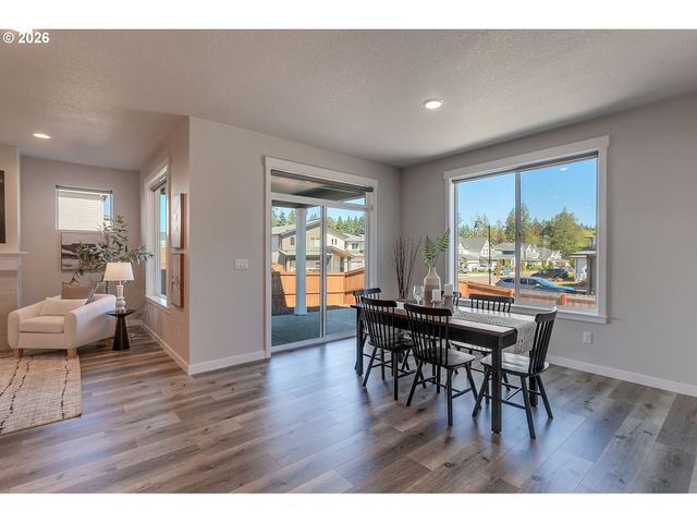 17252 Sw WAPATO ISLAND Dr, Sherwood, OR 97140