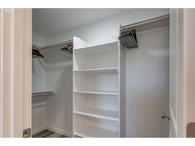 17252 Sw WAPATO ISLAND Dr, Sherwood, OR 97140