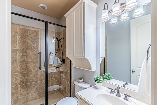 1604 Pecan Point Drive, Mckinney, TX 75072