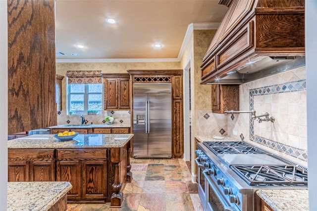 1604 Pecan Point Drive, Mckinney, TX 75072