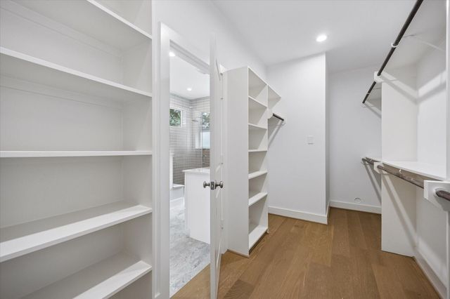 10659 Mayfield Road, Houston, TX 77043