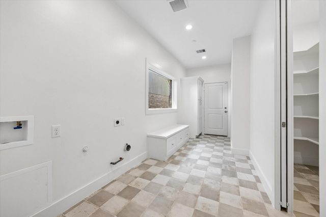10659 Mayfield Road, Houston, TX 77043